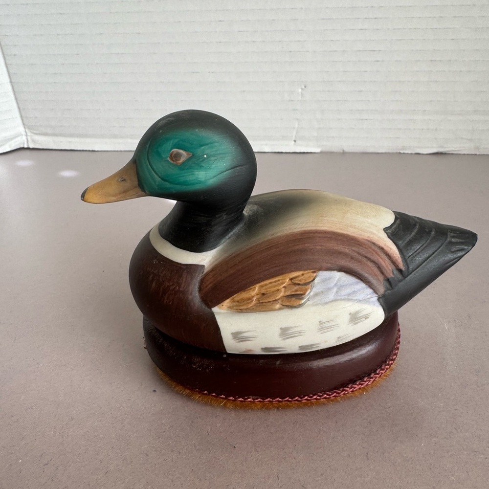 Handcrafted Vintage Mallard Duck
Shoe Brush